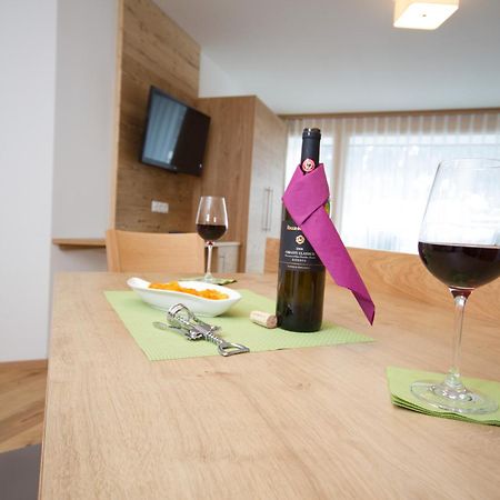 Berglife Appartements Serfaus Room photo