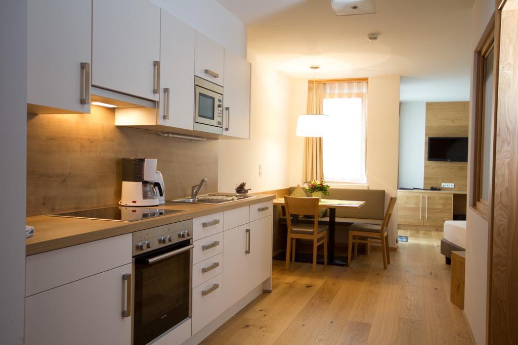Berglife Appartements Serfaus Room photo